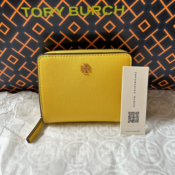 Tory Burch Handbags - Tory Burch Emerson Mini Wallet Yarrow Gold Yellow